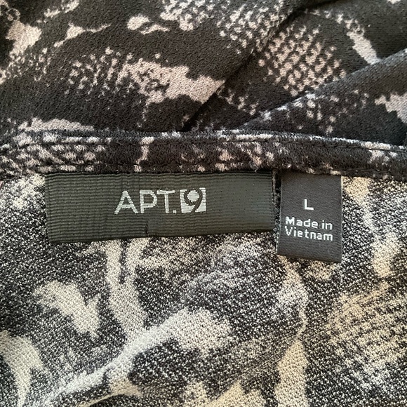 Apt. 9 Faux Wrap Dress without belt - EUC - Picture 5 of 6